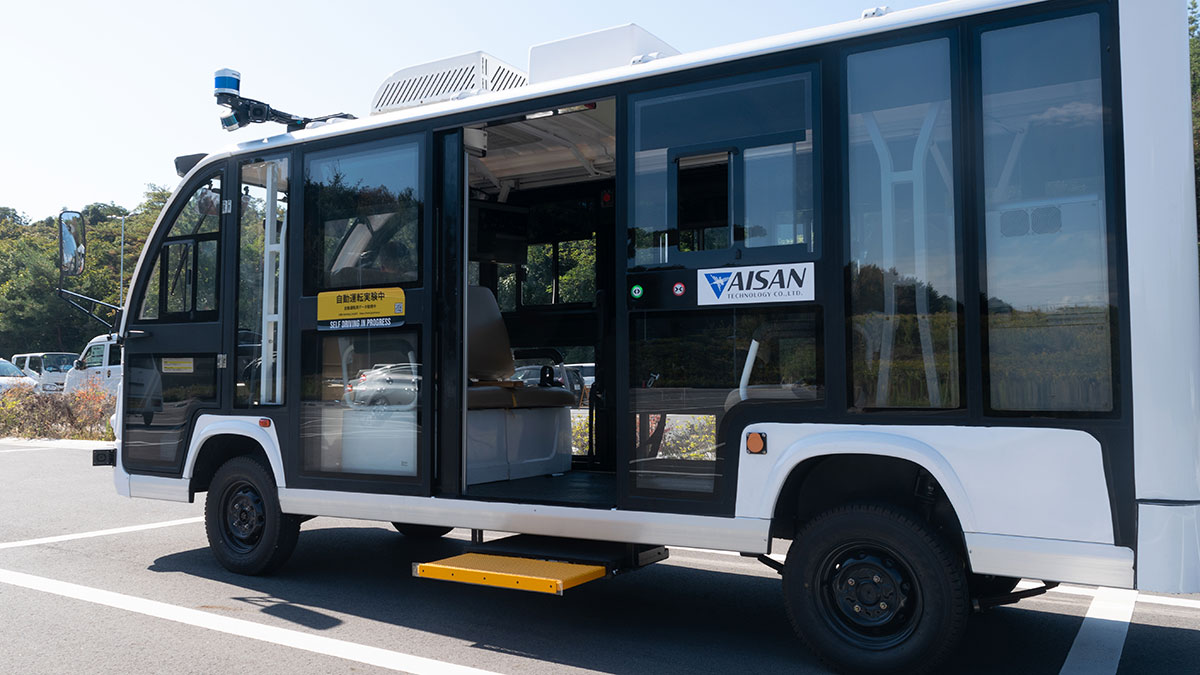 小型EVバスを使った自動運転実証実験に参加